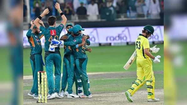 Pakistan vs Australia: Glenn Maxwell's fighting fifty goes in vain as hosts clinch series after close finish in 2nd T20I