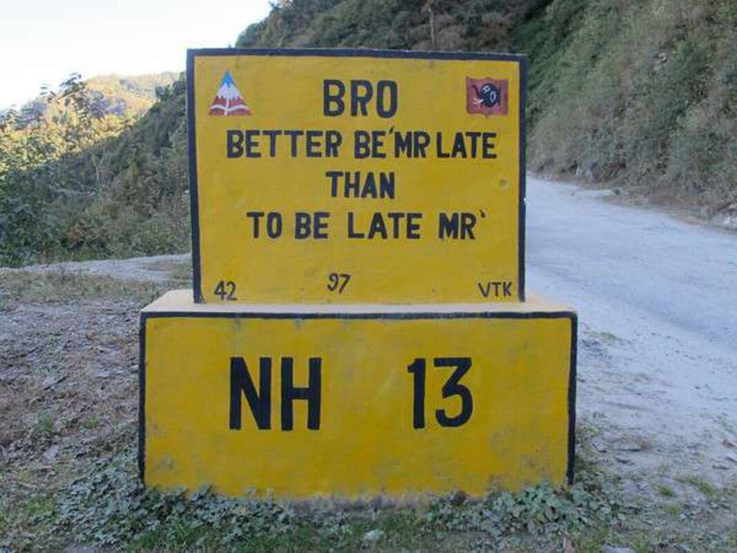 Witty Indian road signs to keep you entertained behind the wheel-Living  News , Firstpost