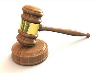 Andhra Pradesh High Court quashes state government orders to convert classes 1 to 6 in all schools to English medium