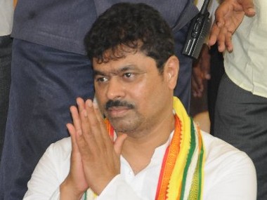 Income Tax Department raids CM Ramesh's houses in Telangana, Andhra Pradesh; TDP MP calls it a witch-hunt Income Tax Department raids CM Ramesh's houses in Telangana, Andhra Pradesh; TDP MP calls it a witch-hunt