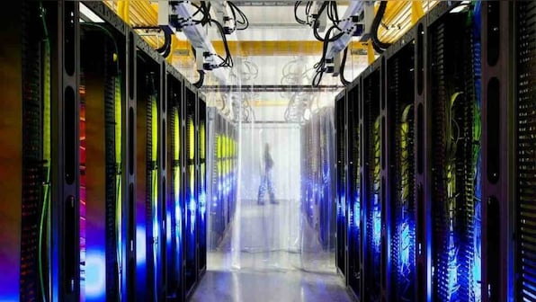 Privacy at high risk due to the growing practice of compiling users' mobility data