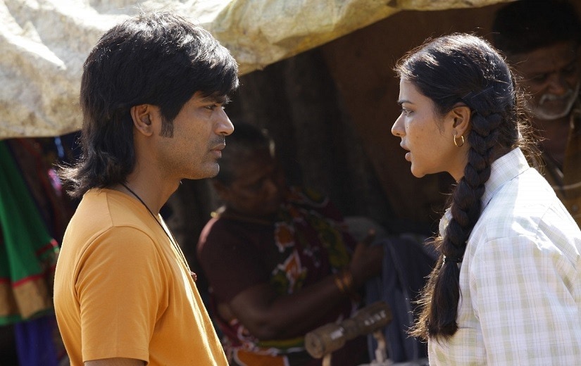 Dhanush and Aishwarya Rajesh in Vada Chennai. Image via Twitter