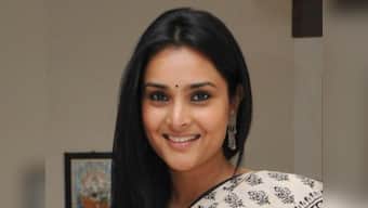 Divya Spandana's missing Twitter bio fuels rumours of her quitting Congress post; party leader rubbishes speculations