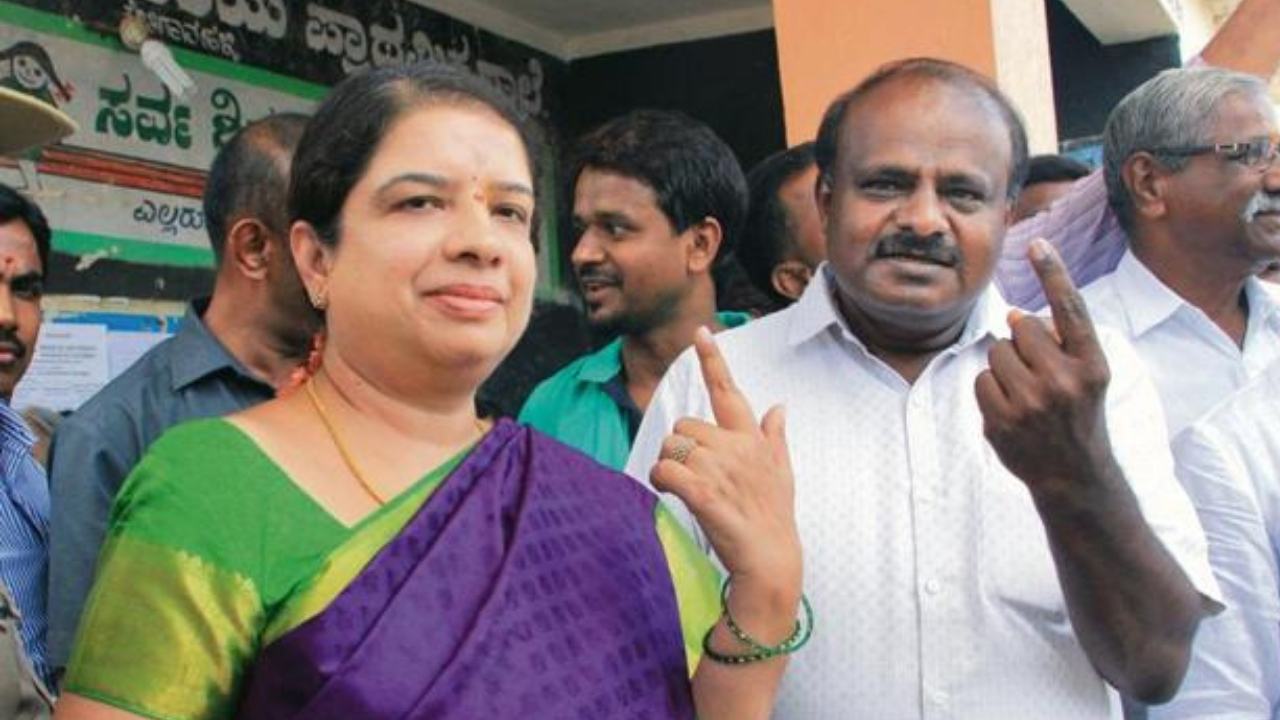 HD Kumaraswamy's wife Anitha files nomination papers for Assembly ...