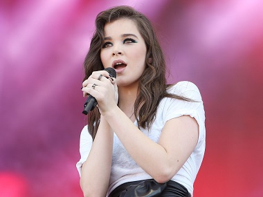Hailee Steinfeld to play an aspiring pop star in Netflix's upcoming music drama, Idol Hailee Steinfeld to play an aspiring pop star in Netflix's upcoming music drama, Idol