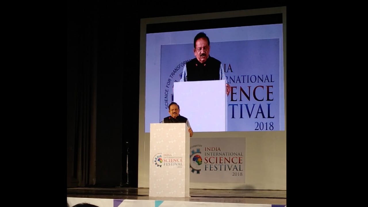Union Minister of Science and Technology, Dr. Harsh Vardhan, who inaugurated the Young Scientist and Global India Science and Technology Stakeholders Meet among other sessions, highlighted that young scientists play a critical role in realising the vision of a New and transformed India.