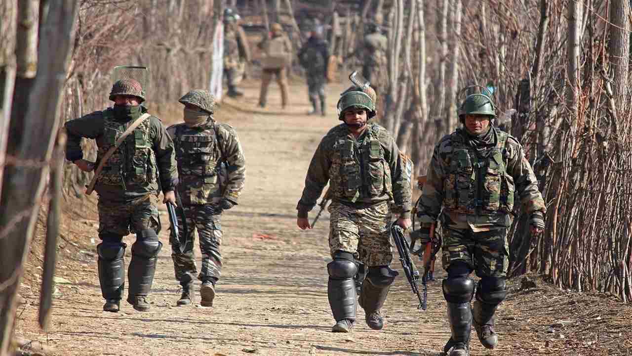 Encounters underway between security forces, militants in Jammu and Kashmir's Athoora and Kheri Encounters underway between security forces, militants in Jammu and Kashmir's Athoora and Kheri