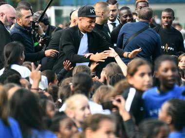France's Kylian Mbappe given hero's welcome in first return to Bondy after FIFA World Cup triumph France's Kylian Mbappe given hero's welcome in first return to Bondy after FIFA World Cup triumph