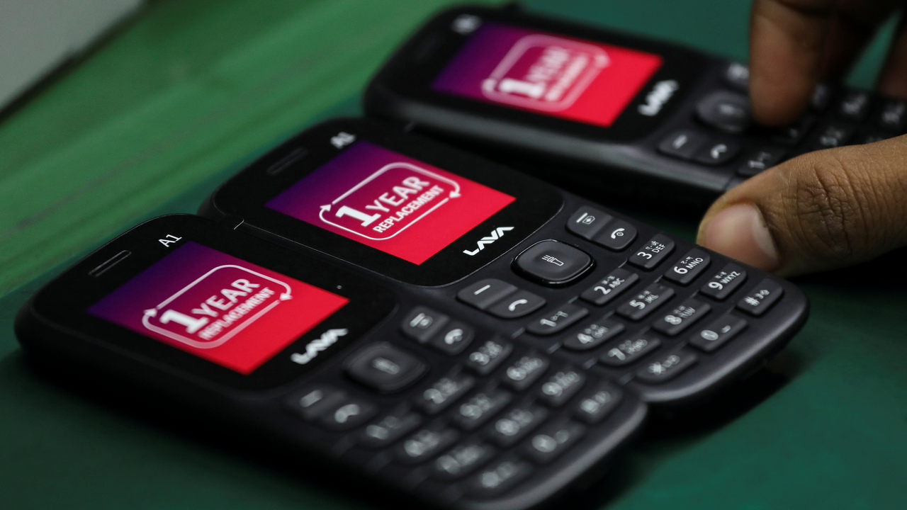 Smartphone makers becoming the bright spot for electronics manufacturing in India Smartphone makers becoming the bright spot for electronics manufacturing in India