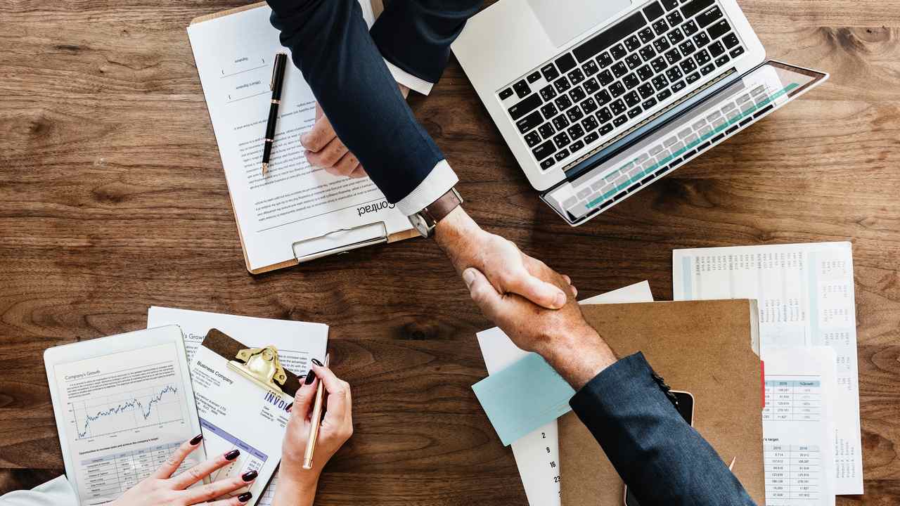 LinkedIn acquires Glint, a firm that helps getting feedback from employees