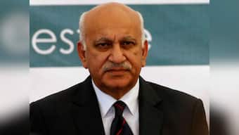 MJ Akbar removes 'chowkidar' from Twitter handle after users troll him for taking part in BJP campaign, adds it again