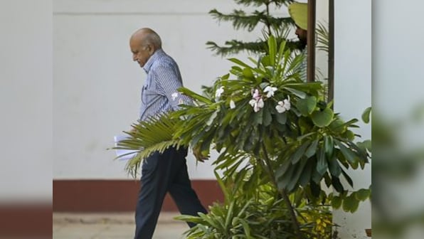 Journalists' groups 'disappointed' with MJ Akbar's statement on sexual misconduct charges, demand that he step down from post