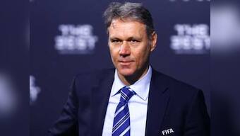 Former Dutch football star Marco van Basten apologises for saying 'sieg heil' during live television show