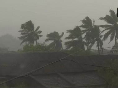 Odisha after Cyclone Titli: 12 feared dead, 4 missing as hideout cave crumbles due to landslide; flood-like situation in several districts Odisha after Cyclone Titli: 12 feared dead, 4 missing as hideout cave crumbles due to landslide; flood-like situation in several districts