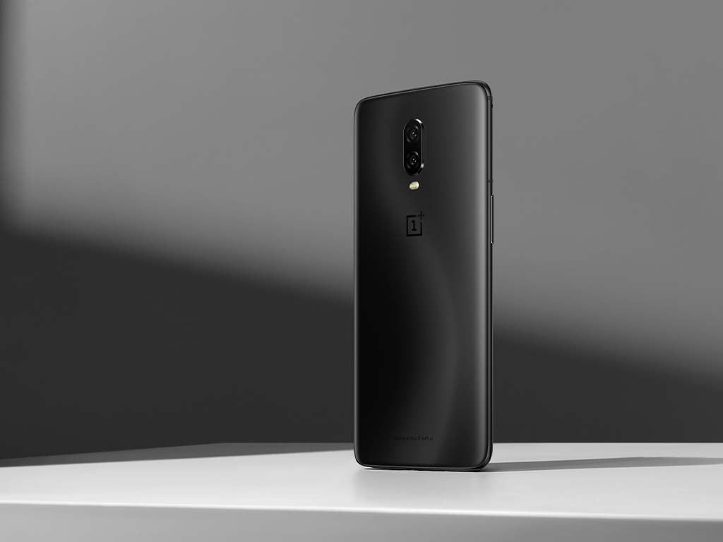 The OnePlus 6T features a smaller notch and an in-display fingerprint scanner.