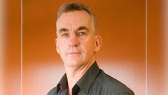 Inquest into Peter Roebuck's suicide to be re-opened, claims former employer of cricket writer