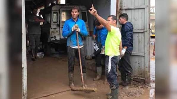 Roger Federer, Novak Djokovic hail rival Rafael Nadal after World No 1 joins post-flood clean-up operations in Majorca