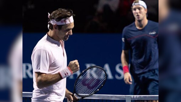 Swiss Indoors: Roger Federer beats Jan-Lennard Struff in straight sets to win 17th consecutive match in Basel