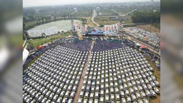 Diwali bonanza to employees: Surat-based diamond merchant Savji Dholakia gifts 600 cars, cash deposits and apartments