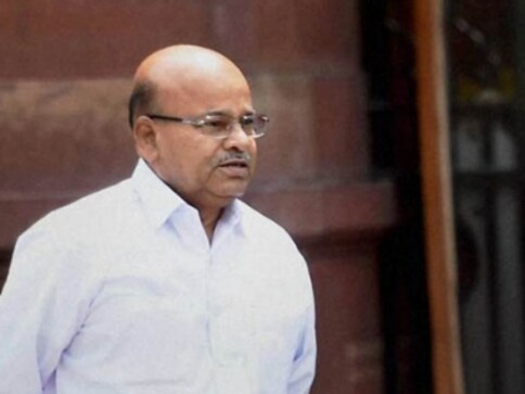 Centre keen to eradicate manual scavenging in time-bound manner, says Thawar Chand Gehlot Centre keen to eradicate manual scavenging in time-bound manner, says Thawar Chand Gehlot