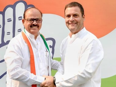 Congress President Rahul Gandhi welcomes former Nationalist Congress Party (NCP) leader Tariq Anwar during their meeting in New Delhi. PTI