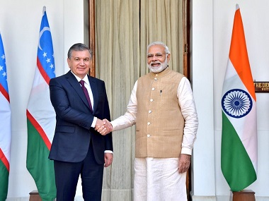 Shavkat Mirziyoyev in New Delhi: India, Uzbekistan agree to set up expert group to explore possibility of trade agreement Shavkat Mirziyoyev in New Delhi: India, Uzbekistan agree to set up expert group to explore possibility of trade agreement