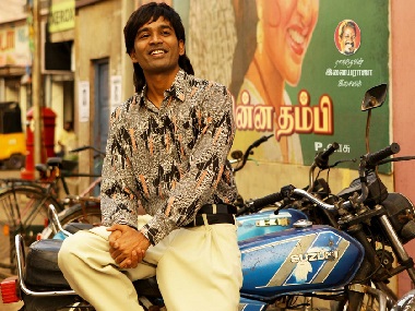 Vada Chennai director Vetrimaaran confirms deletion of wedding night scene after fishermen protest Vada Chennai director Vetrimaaran confirms deletion of wedding night scene after fishermen protest