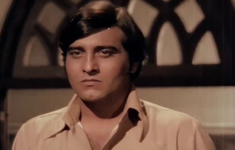 Vinod Khanna in Aarop. YouTube screengrab