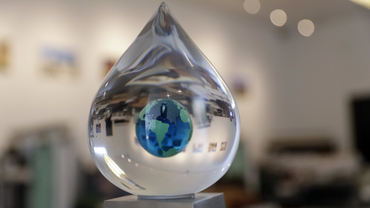 The XPrize Trophy for Water Abundance. AP 