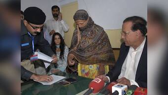 Asia Bibi likely to be flown out of Pakistan amid death threats after being acquitted in blasphemy case