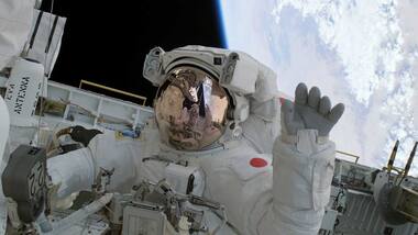 Space travel isn't reducing astronauts' lifespans but lengthening it, study claims