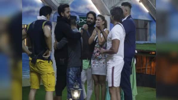 Bigg Boss 12, 15 October, Day 29 written updates: Sreesanth, Anup Jalota return to the house
