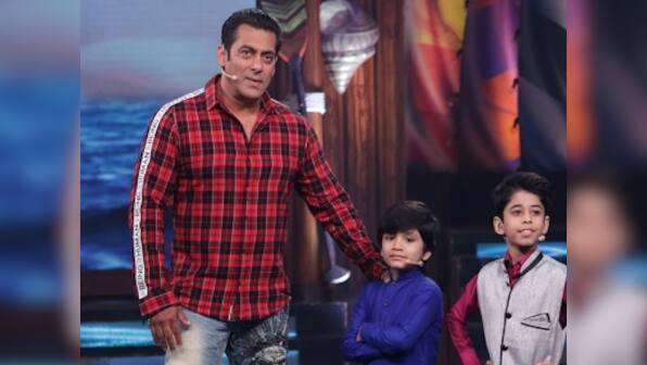 Bigg Boss 12, 14 October, Day 28 written updates: Nehha Pendse gets eliminated; Kajol enters house