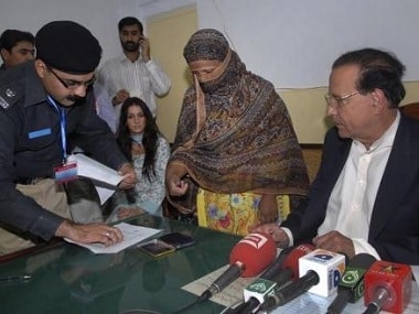 Pakistan SC reserves judgment on final appeal against execution of Asia Bibi in blasphemy case; no date announced for verdict