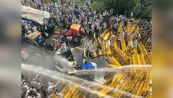 Kisan Kranti Yatra updates: Delhi Police justifies action against farmers, says they used 'minimum required force'