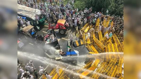 Kisan Kranti Yatra updates: Delhi Police justifies action against farmers, says they used 'minimum required force'
