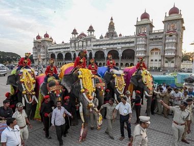 Women complain of sexual harassment at Open Street Festival during Dussehra festivities in Karnataka's Mysuru Women complain of sexual harassment at Open Street Festival during Dussehra festivities in Karnataka's Mysuru