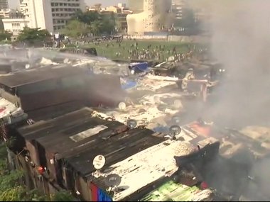 Level-III blaze breaks out in slum in Mumbai's Bandra, no casualties; city saw 48,434 fires in 10 years, finds RTI query Level-III blaze breaks out in slum in Mumbai's Bandra, no casualties; city saw 48,434 fires in 10 years, finds RTI query