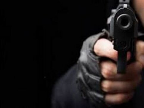 Militants kill RSS member Chandrakant Sharma, his personal security officer in Jammu and Kashmir's Kishtwar; curfew imposed in district Militants kill RSS member Chandrakant Sharma, his personal security officer in Jammu and Kashmir's Kishtwar; curfew imposed in district