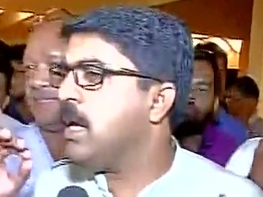 Congress hints at rift in GFP, says Vijay Sardesai had agreed to drop Vinod Palyekar for 'more portfolios'; party chief denies claims Congress hints at rift in GFP, says Vijay Sardesai had agreed to drop Vinod Palyekar for 'more portfolios'; party chief denies claims