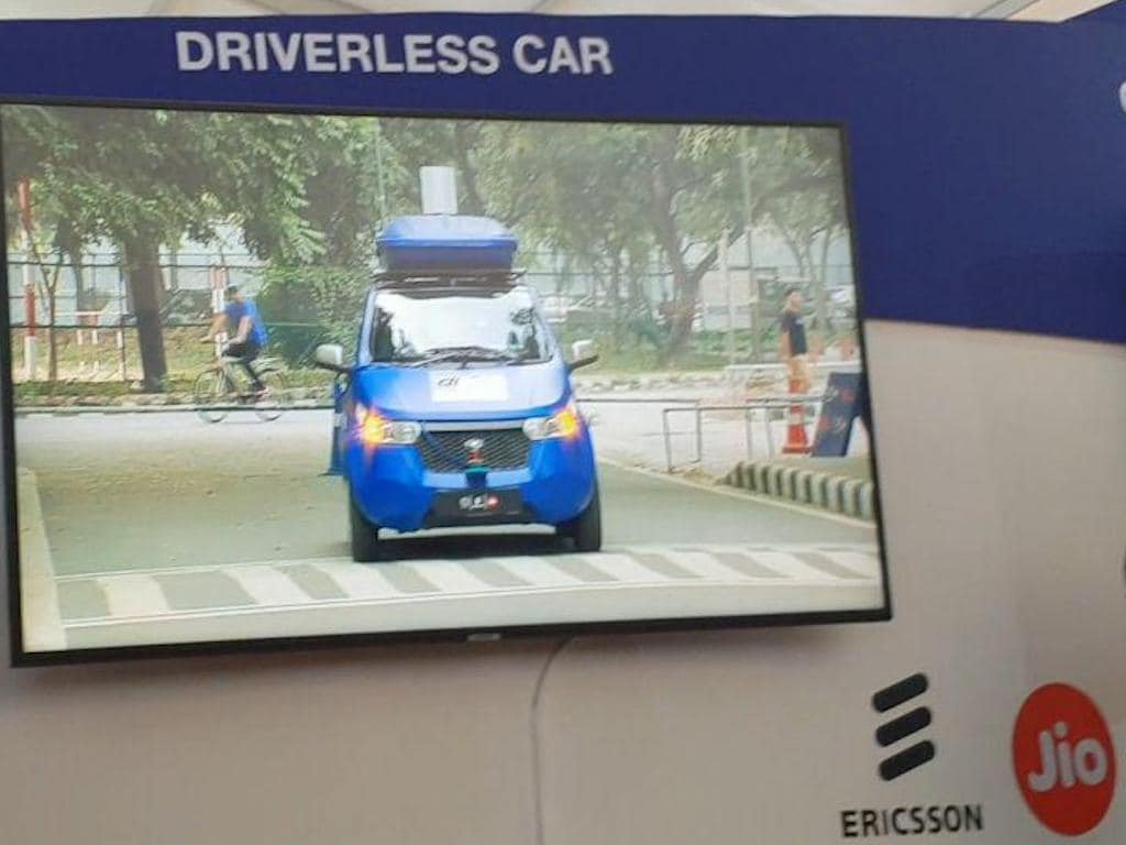 Reliance Jio and Ericsson demo a driverless car using 5G tech at IMC 2018. Image: Tech2/Nandini Yadav