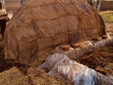 Paddy straw can be composted by being mixed into a water and cow dung when left in piles as high as 6 ft for 60 days. Pallavi Rebbapragada