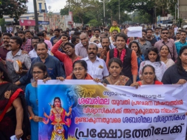Hundreds of Ayyappa devotees block roads in Kerala; woman attempts self-immolation to protest against Sabarimala verdict Hundreds of Ayyappa devotees block roads in Kerala; woman attempts self-immolation to protest against Sabarimala verdict