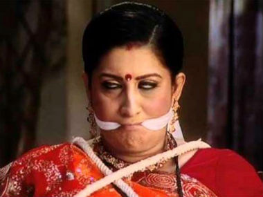 'Hum bolega to bologe ki bolta hai': Smriti Irani takes on trolls over sanitary pad remark with amusing photo 'Hum bolega to bologe ki bolta hai': Smriti Irani takes on trolls over sanitary pad remark with amusing photo