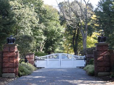 Explosive found outside billionaire George Soros' New York home; device defused without incident, FBI launches investigation Explosive found outside billionaire George Soros' New York home; device defused without incident, FBI launches investigation