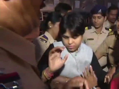Pune Police detains Trupti Desai ahead of activist's proposed meeting with Narendra Modi in Shirdi Pune Police detains Trupti Desai ahead of activist's proposed meeting with Narendra Modi in Shirdi