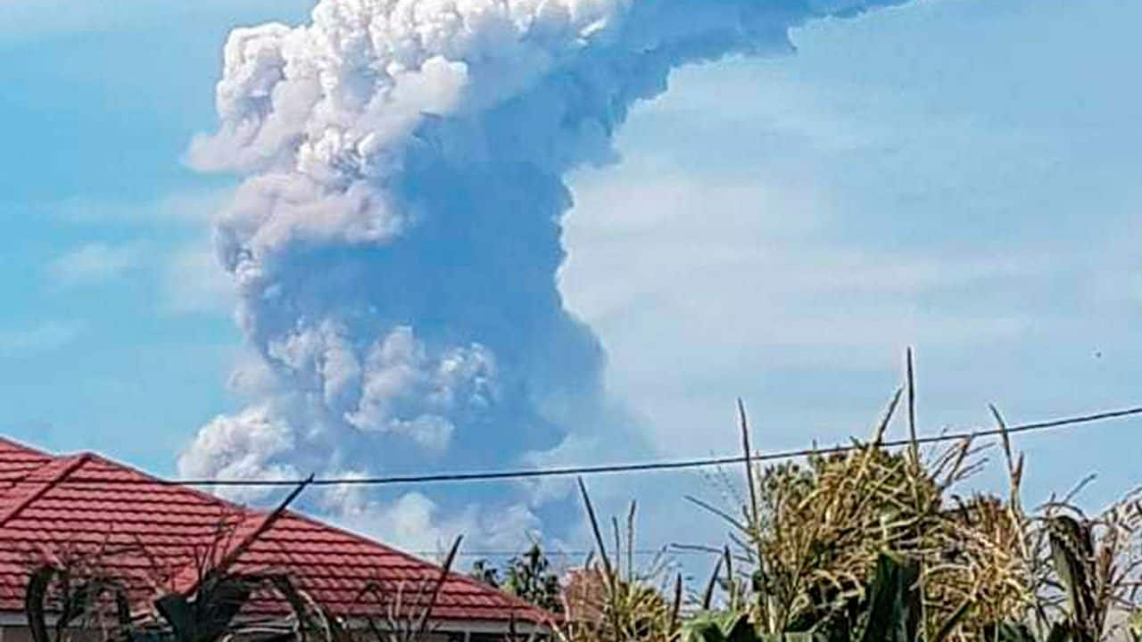 Volcano erupts in earthquake-battered Sulawesi island in Indonesia ...