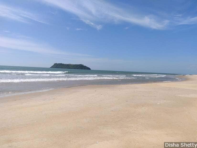 The view from Pavinakurve and the island of Basavaraj Durga in northwestern Karnataka. The sandy beaches of Pavinarkurve are being steadily eroded. Image courtesy: Disha Shetty