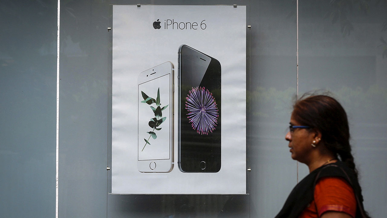 High prices, lack of manufacturing in India hurting Apple's prospects: Report High prices, lack of manufacturing in India hurting Apple's prospects: Report