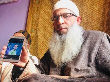 Amid rising encounters in Kashmir, jihadists resort to Islamic State-like tactics to instil 'fear', command deference Amid rising encounters in Kashmir, jihadists resort to Islamic State-like tactics to instil 'fear', command deference